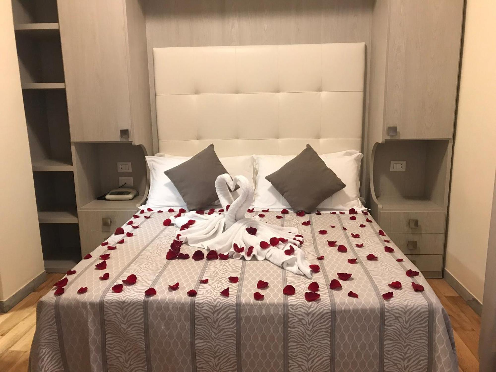 Hotel Jumbo リミニ エクステリア 写真
